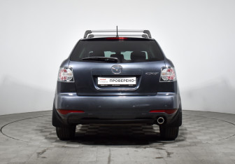 Подержанный автомобиль Mazda CX-7 2011 года (6 фото)