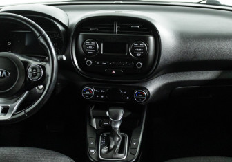 Подержанный автомобиль Kia Soul 2019 года (14 фото)