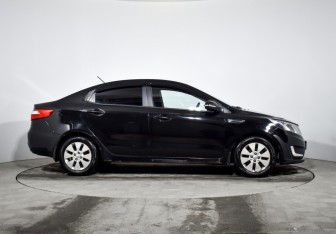 Подержанный автомобиль Kia Rio Sedan 2013 года (4 фото)