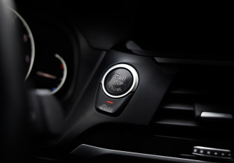 Подержанный автомобиль BMW X3 2020 года (20 фото)