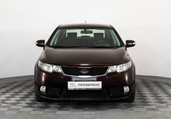 Подержанный автомобиль Kia Cerato Sedan 2009 года (2 фото)