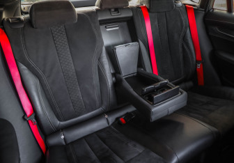 Подержанный автомобиль BMW X6 2019 года (33 фото)