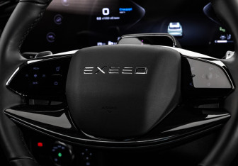 Подержанный автомобиль Exeed RX 2024 года (13 фото)