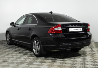 Подержанный автомобиль Volvo S80 2008 года (7 фото)