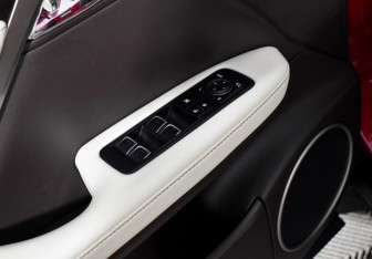 Подержанный автомобиль Lexus RX 2016 года (10 фото)