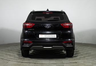 Подержанный автомобиль Hyundai Creta 2017 года (6 фото)