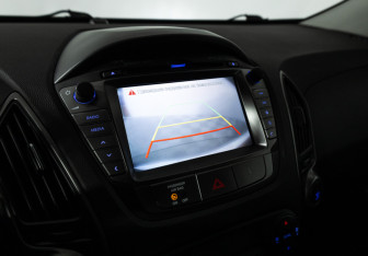 Подержанный автомобиль Hyundai ix35 2014 года (15 фото)