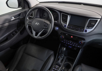 Подержанный автомобиль Hyundai Tucson 2017 года (8 фото)