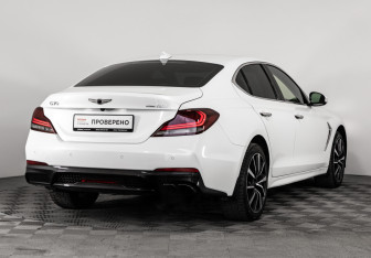 Подержанный автомобиль Genesis G70 2019 года (7 фото)