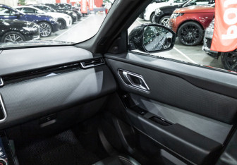 Подержанный автомобиль Land Rover Range Rover Velar 2019 года (26 фото)