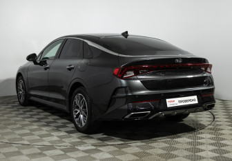 Подержанный автомобиль Kia K5 2020 года (7 фото)