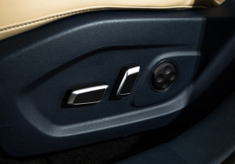 Подержанный автомобиль Voyah Free 2023 года (17 фото)