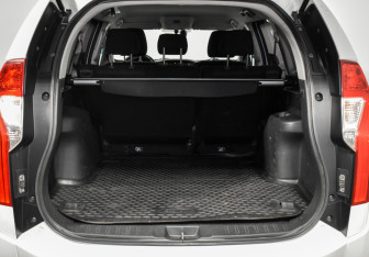 Подержанный автомобиль Mitsubishi Pajero Sport 2017 года (21 фото)