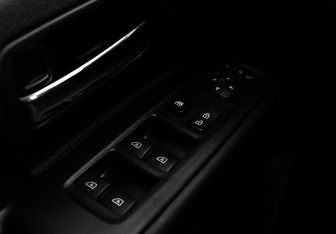 Подержанный автомобиль Mitsubishi Outlander 2021 года (16 фото)