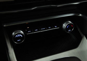 Подержанный автомобиль Belgee X50 2025 года (19 фото)