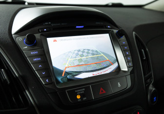 Подержанный автомобиль Hyundai ix35 2014 года (15 фото)