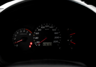 Подержанный автомобиль Honda Civic Hatchback 2002 года (15 фото)