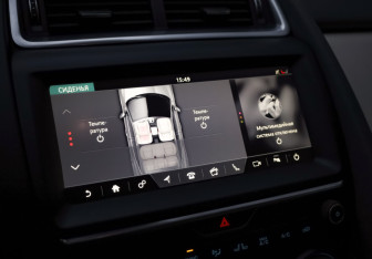 Подержанный автомобиль Jaguar E-Pace 2018 года (17 фото)