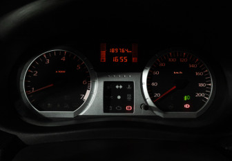 Подержанный автомобиль LADA (ВАЗ) Largus Wagon 2014 года (12 фото)