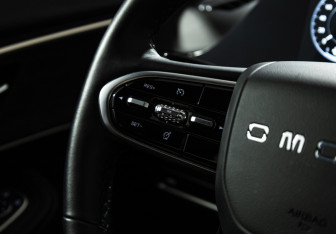 Подержанный автомобиль Omoda C5 2024 года (17 фото)