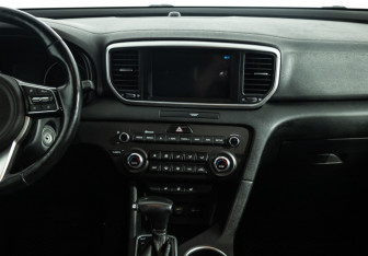 Подержанный автомобиль Kia Sportage 2020 года (14 фото)