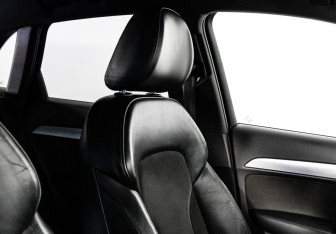 Подержанный автомобиль Audi Q3 2013 года (22 фото)