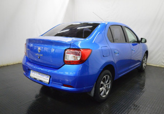 Подержанный автомобиль Renault Logan Sedan 2018 года (5 фото)