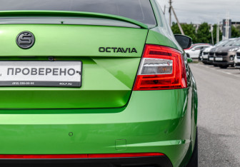 Подержанный автомобиль Skoda Octavia RS Liftback 2014 года (10 фото)