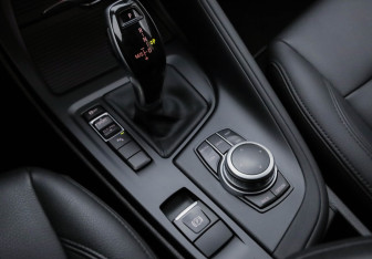 Подержанный автомобиль BMW X1 2019 года (21 фото)