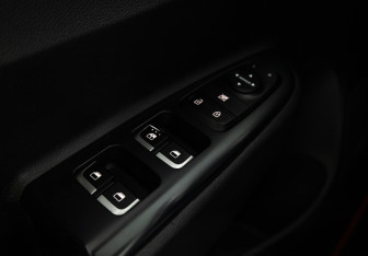 Подержанный автомобиль Kia Rio Hatchback 2020 года (21 фото)