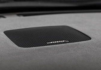 Подержанный автомобиль Infiniti QX70 2015 года (16 фото)