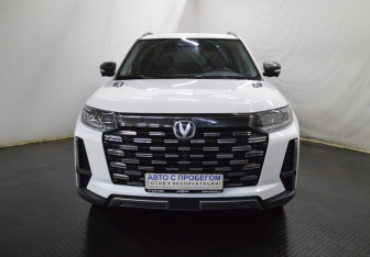 Подержанный автомобиль Changan CS95 2023 года (2 фото)