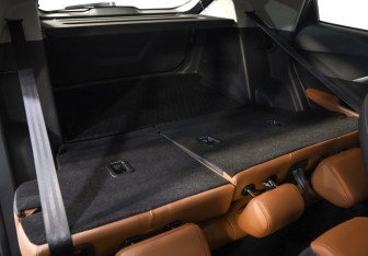 Подержанный автомобиль Omoda C5 2023 года (27 фото)