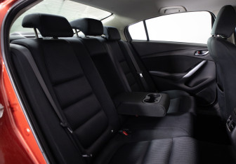 Подержанный автомобиль Mazda 6 Sedan 2016 года (22 фото)