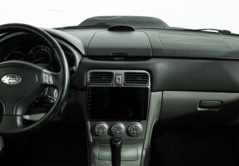 Подержанный автомобиль Subaru Forester Suv 2006 года (14 фото)