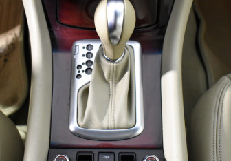 Подержанный автомобиль Infiniti QX50 2014 года (11 фото)