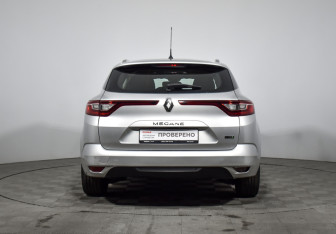 Подержанный автомобиль Renault Megane Wagon 2016 года (6 фото)