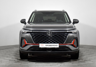 Подержанный автомобиль Changan CS35PLUS 2023 года (2 фото)