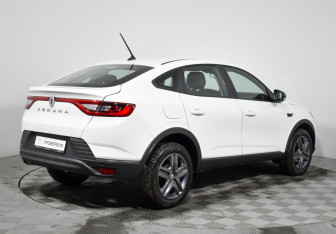 Подержанный автомобиль Renault Arkana 2020 года (5 фото)