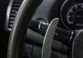 Подержанный автомобиль Mitsubishi Outlander 2012 года (18 фото)