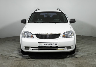 Подержанный автомобиль Chevrolet Lacetti Wagon 2011 года (2 фото)