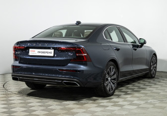 Подержанный автомобиль Volvo S60 2020 года (5 фото)