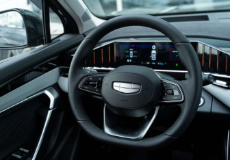 Новый Geely Atlas 2026 (11 фото)