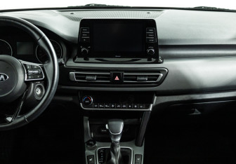 Подержанный автомобиль Kia Seltos 2020 года (14 фото)