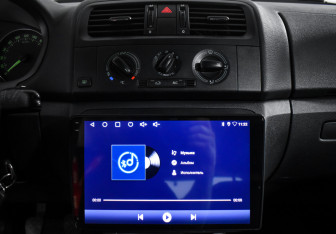 Подержанный автомобиль Skoda Fabia Hatchback 2010 года (16 фото)