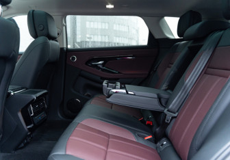 Новый Land Rover Range Rover Evoque 2025 (12 фото)