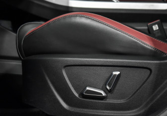 Подержанный автомобиль Geely Coolray 2022 года (12 фото)