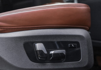 Подержанный автомобиль BMW X7 2019 года (35 фото)