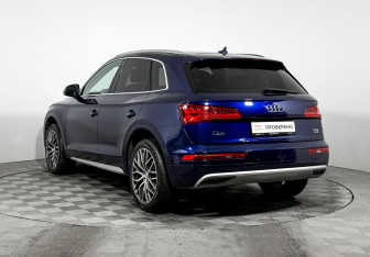 Подержанный автомобиль Audi Q5 2018 года (7 фото)