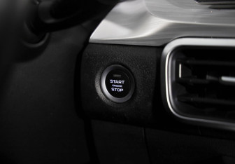 Подержанный автомобиль Geely Coolray 2021 года (17 фото)